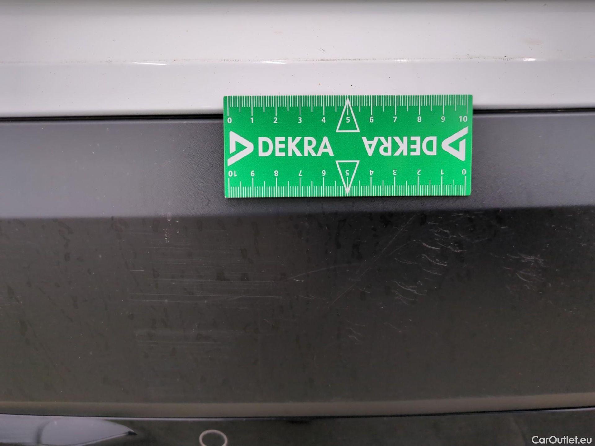  Citroen  C4  Berline Feel Nav Business R 1.5 BlueHDI 130CV BVA8 E6d #28