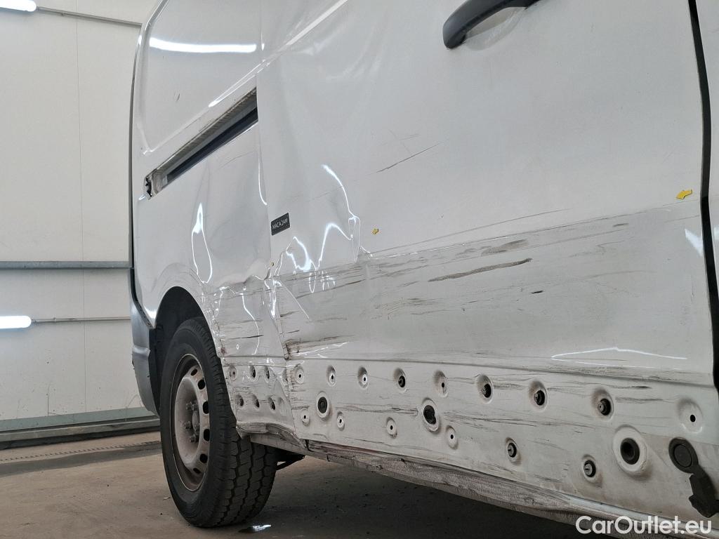 Renault  Trafic  III Fourgon L2H1 3T Confort 2.0 dCi 130CV BVM6 E6d #34