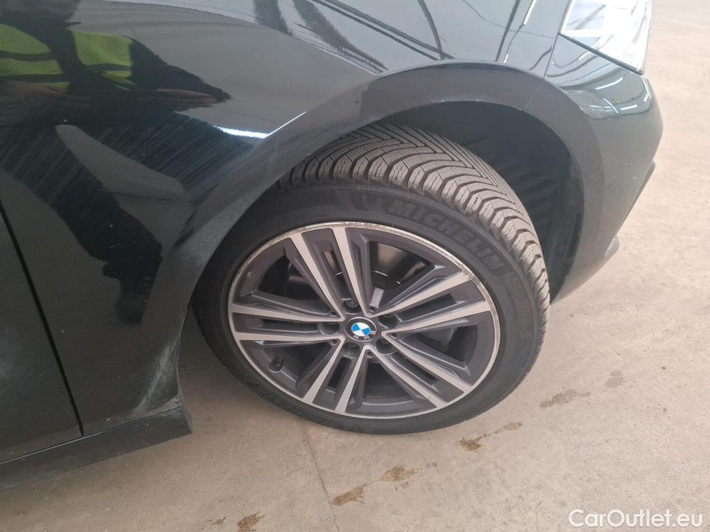  Bmw  Serie 1 BMW Série 1 / 2019 / 5P / Berline 1.5 116I Business Design #11