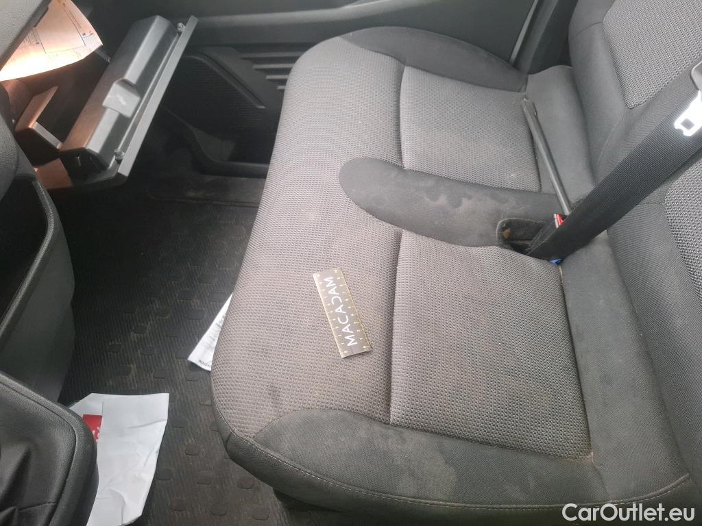  Renault  Trafic  III Fourgon L2H1 3T Confort 2.0 dCi 130CV BVM6 E6d #156