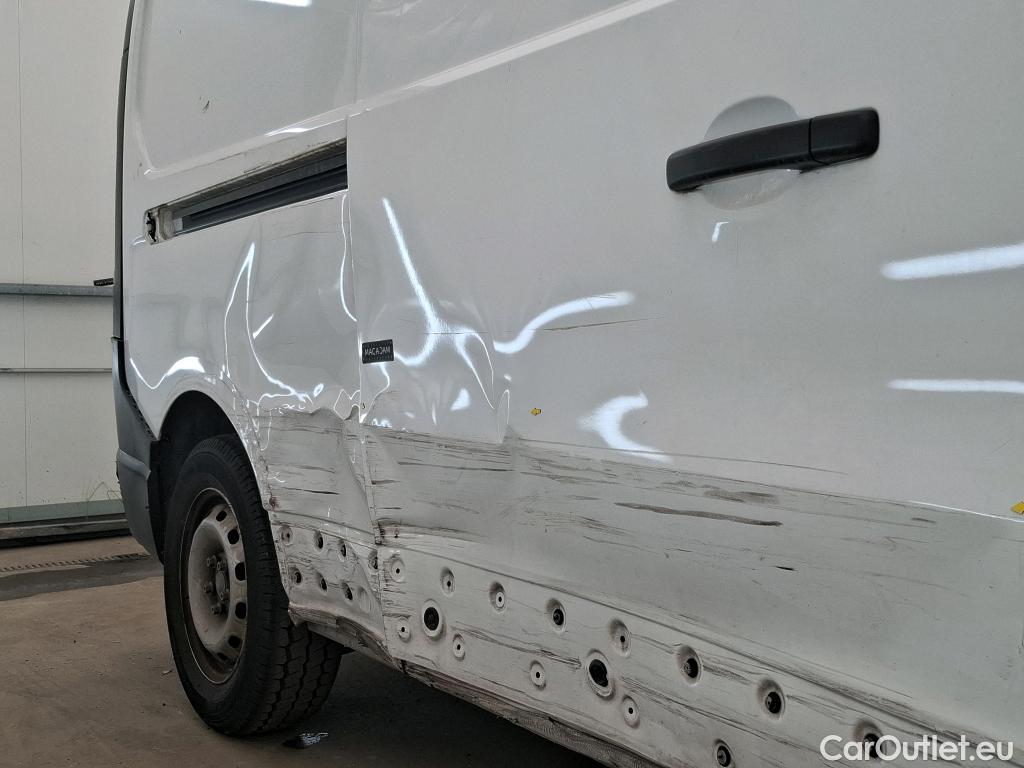  Renault  Trafic  III Fourgon L2H1 3T Confort 2.0 dCi 130CV BVM6 E6d #33