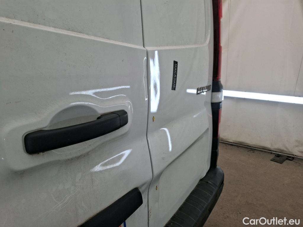  Renault  Trafic  III Fourgon L2H1 3T Confort 2.0 dCi 130CV BVM6 E6d #74