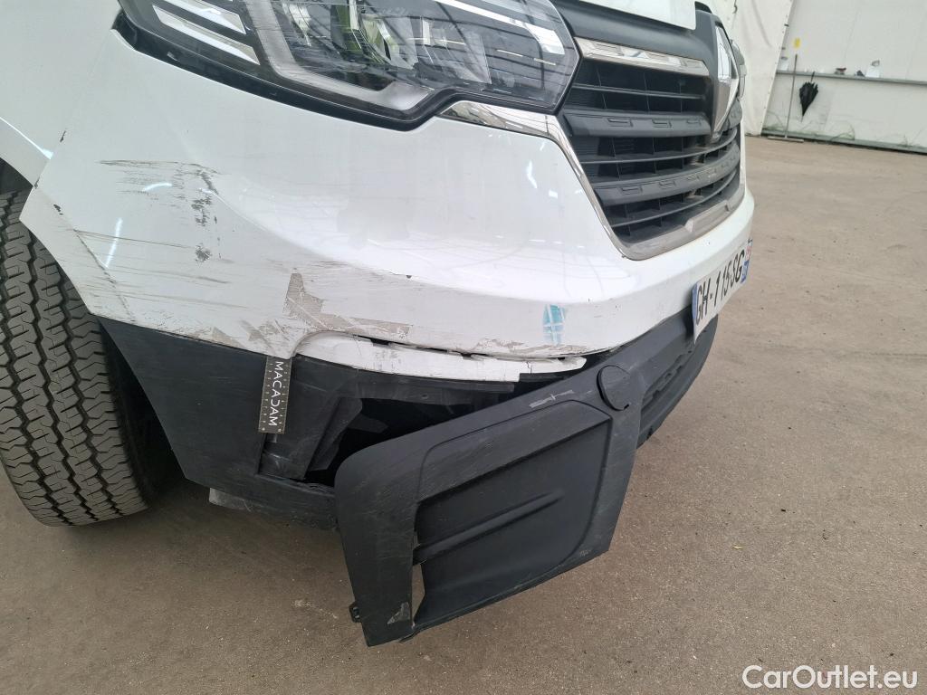  Renault  Trafic  III Fourgon L2H1 3T Confort 2.0 dCi 130CV BVM6 E6d #157