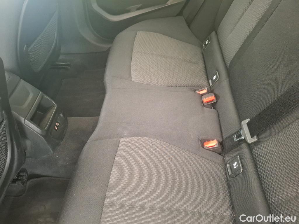  Bmw  Serie 1 BMW Série 1 / 2019 / 5P / Berline 1.5 116I Business Design #29