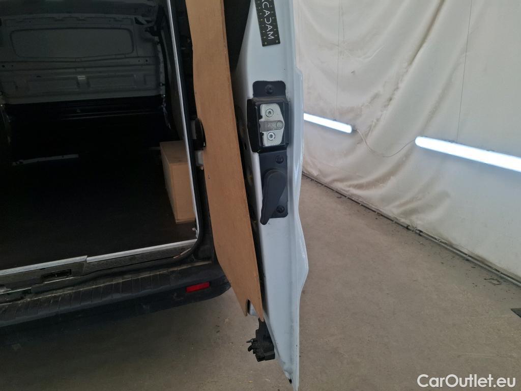  Renault  Trafic  III Fourgon L2H1 3T Confort 2.0 dCi 130CV BVM6 E6d #139