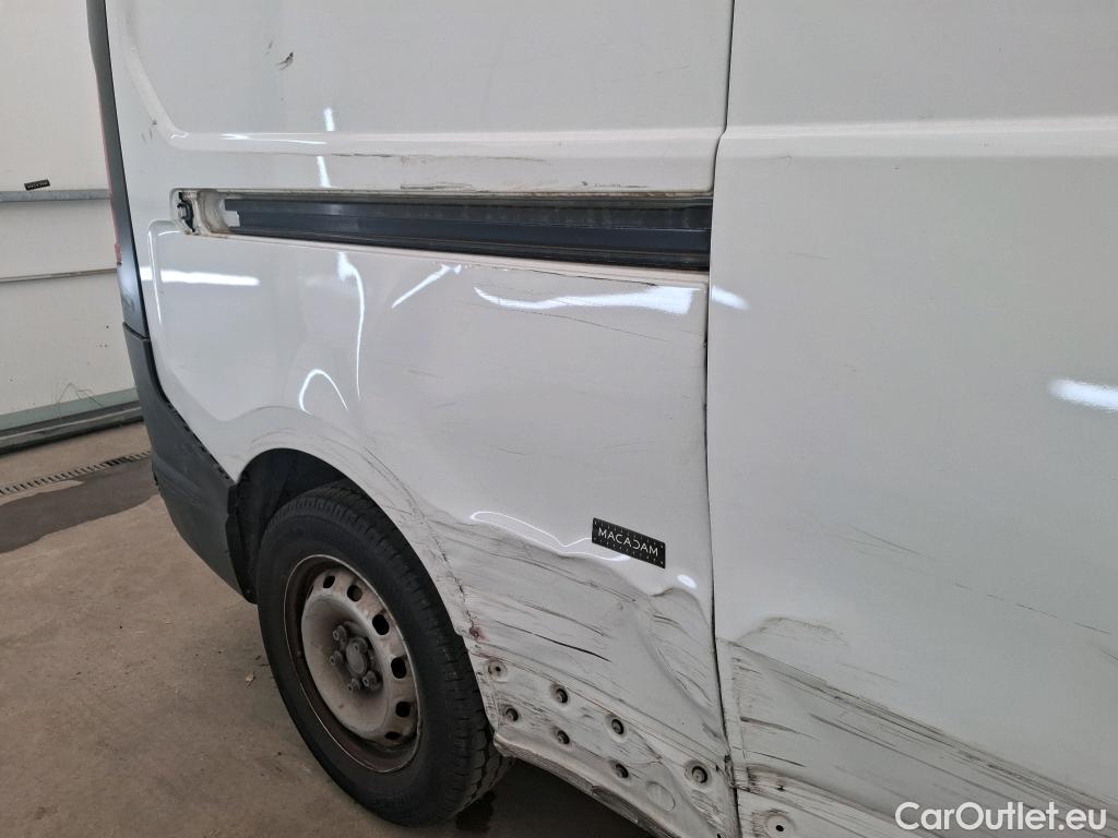  Renault  Trafic  III Fourgon L2H1 3T Confort 2.0 dCi 130CV BVM6 E6d #115
