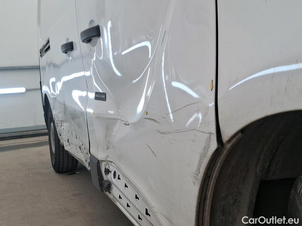  Renault  Trafic  III Fourgon L2H1 3T Confort 2.0 dCi 130CV BVM6 E6d #45
