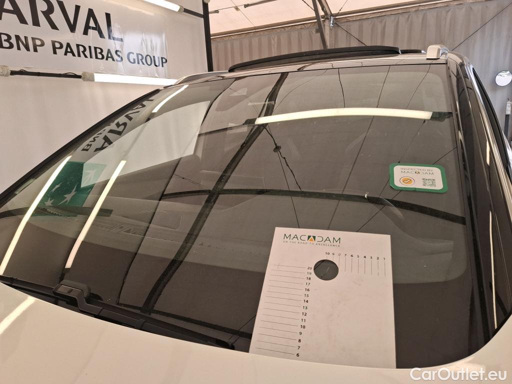  Peugeot  3008 PEUGEOT  / 2020 / 5P / SUV BlueHDi 130 S&S EAT8 GT #9