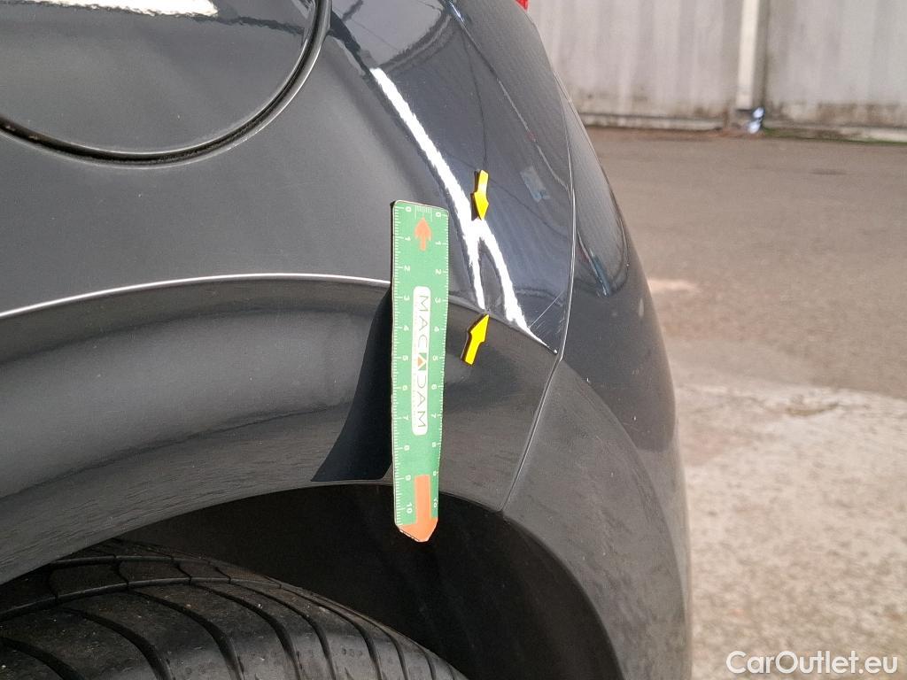  Peugeot  208  Allure Business 1.6 HDi 75CV BVM5 E6 #11