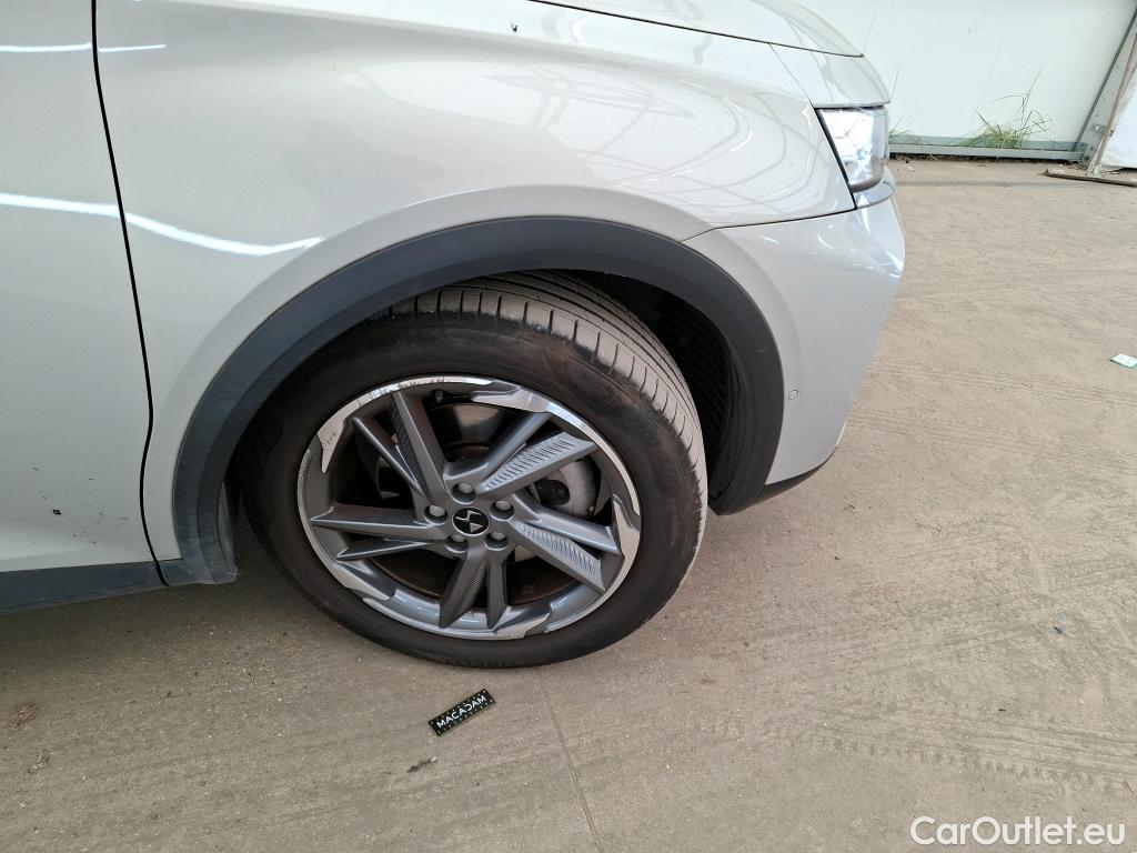 DS  DS7 DS DS 7 Crossback / 2017 / 5P / SUV E-TENSE 225 Grand Chic #19