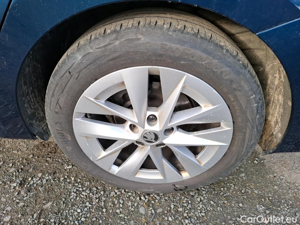  Skoda  Octavia  Break Business 2.0 TDI 150CV BVA7 E6d #28