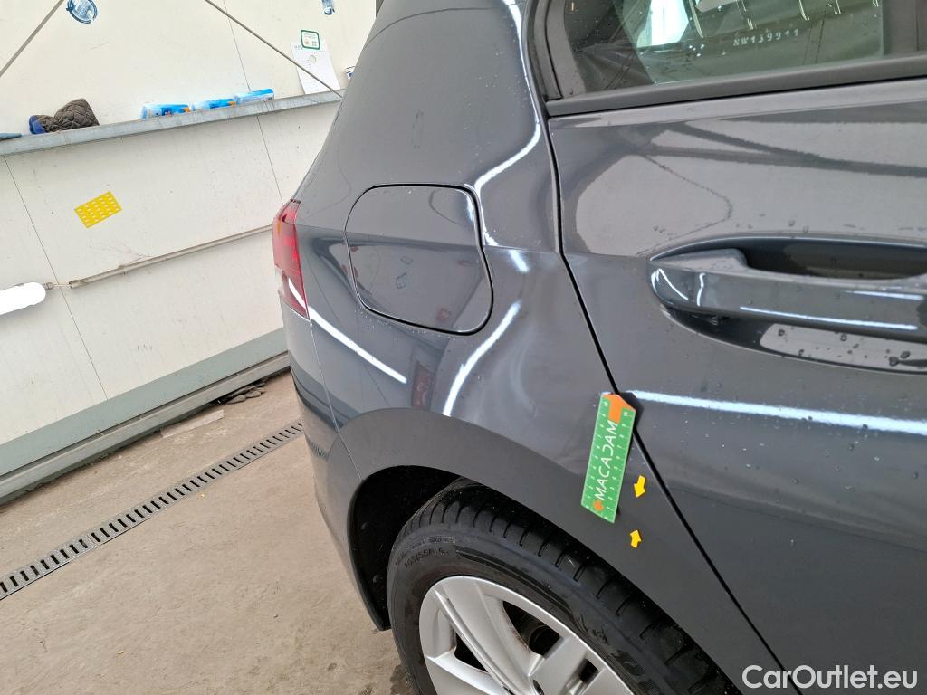  Volkswagen  Golf  VOLKSWAGEN / 2020 / 5P / Berline 1.5 eTSI OPF 130 DSG7 Life Busi #8