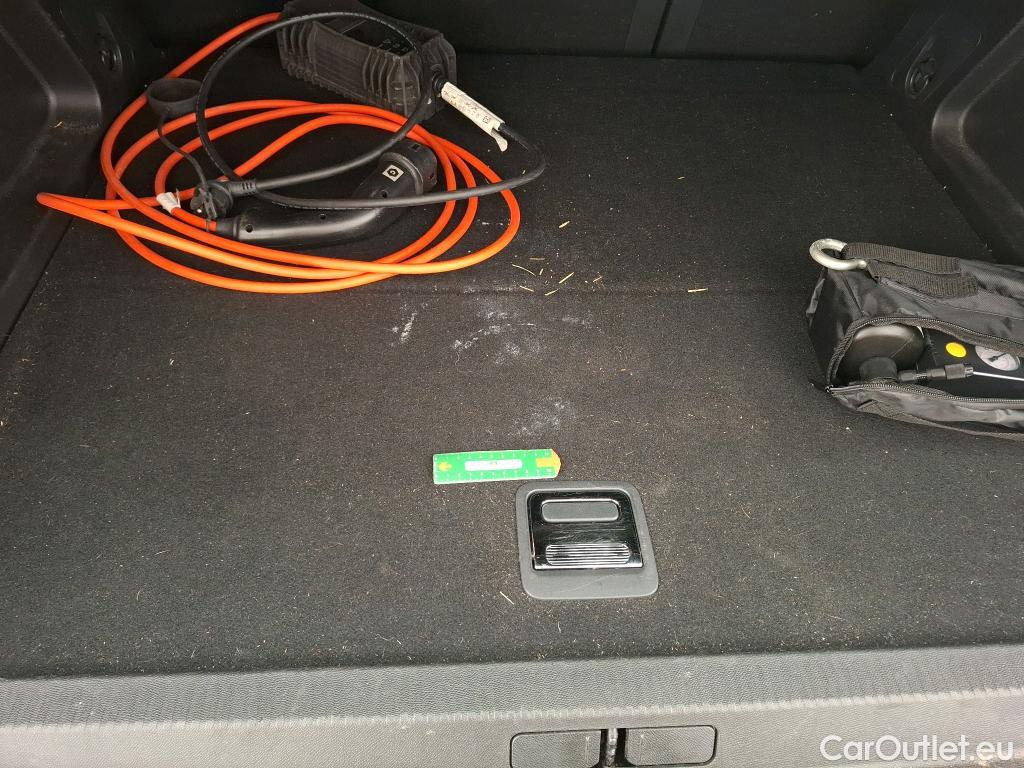  Citroen  C5 Aircross CITROEN  / 2022 / 5P / SUV Hybride rechargeable 225 e-EAT8 Feel #23