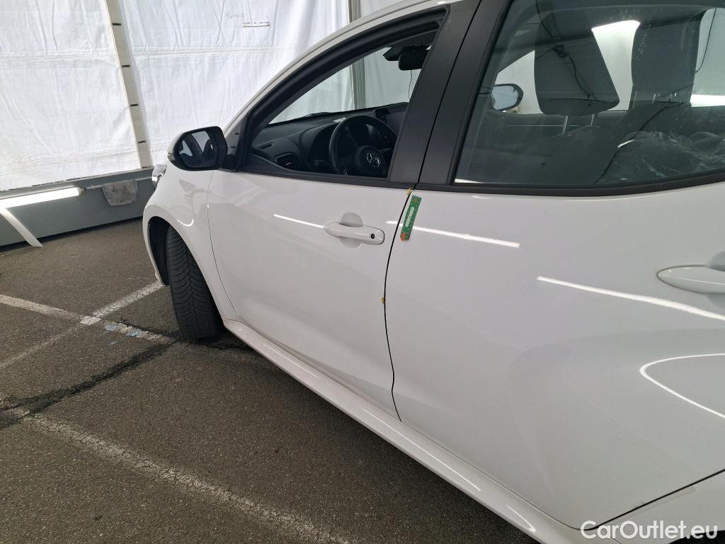  Toyota  Yaris TOYOTA  Hybride Affaires / 2019 / 5P / Berline 1.5 Hybride 116h Dynamic Business Affair #11