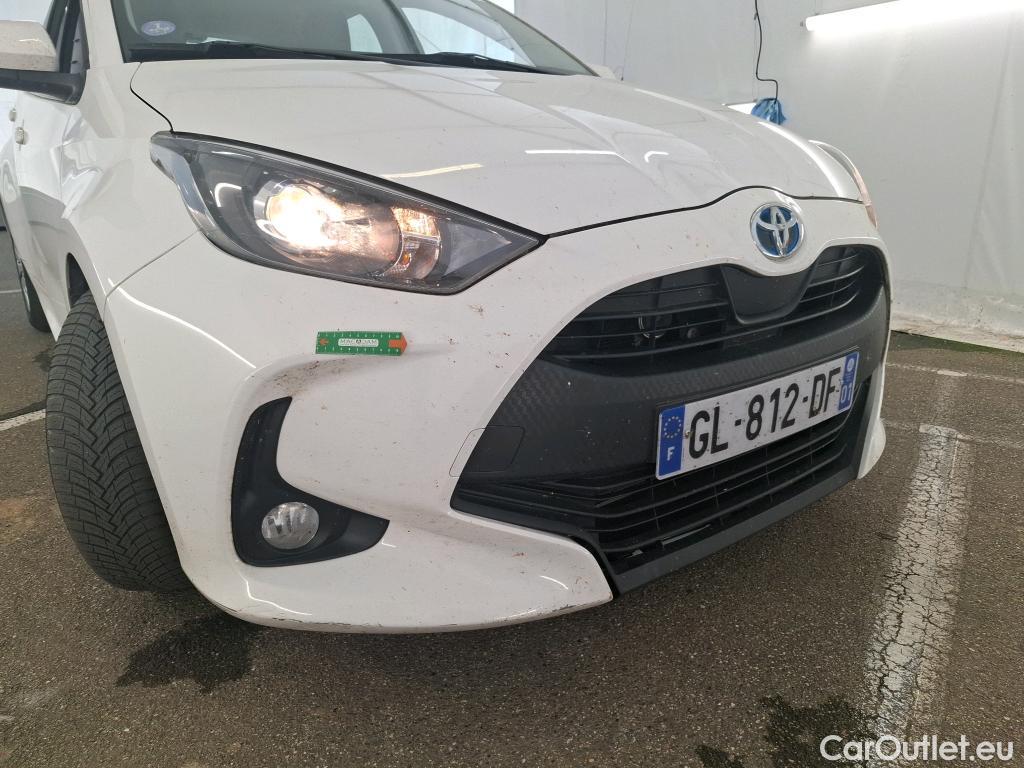  Toyota  Yaris TOYOTA  Hybride Affaires / 2019 / 5P / Berline 1.5 Hybride 116h Dynamic Business Affair #27