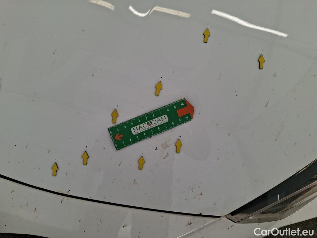  Toyota  Yaris TOYOTA  Hybride Affaires / 2019 / 5P / Berline 1.5 Hybride 116h Dynamic Business Affair #18