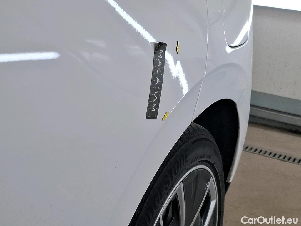  MG  4 MG MG / 2022 / 5P / Berline Luxury 6kWh 150kW #11