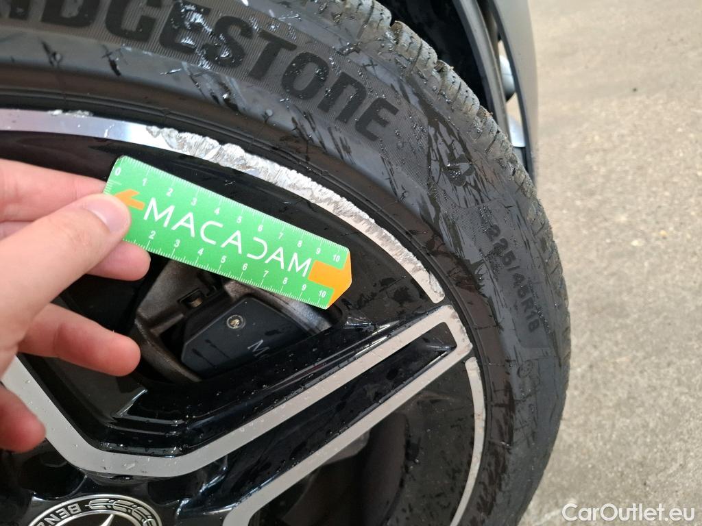  Mercedes  CLA-Klasse MERCEDES-BENZ CLA Coupe / 2019 / 4P / Coupé CLA 250 e AMG Line #16