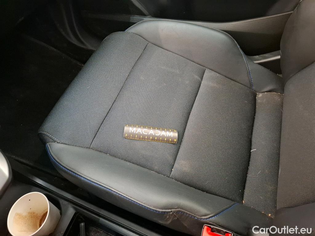  MG  4 MG MG / 2022 / 5P / Berline Luxury 6kWh 150kW #55