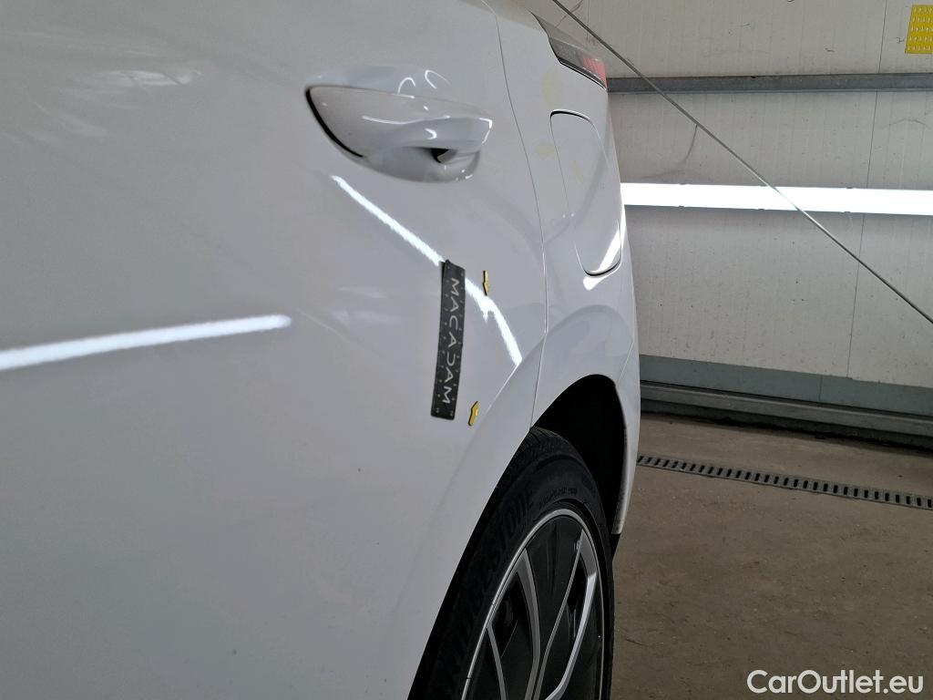  MG  4 MG MG / 2022 / 5P / Berline Luxury 6kWh 150kW #13
