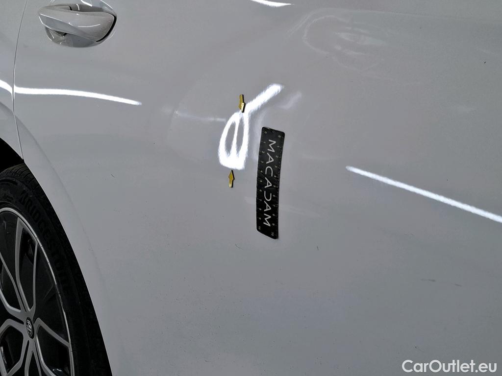  MG  4 MG MG / 2022 / 5P / Berline Luxury 6kWh 150kW #15