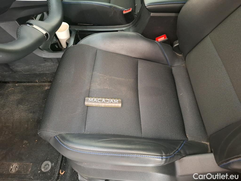  MG  4 MG MG / 2022 / 5P / Berline Luxury 6kWh 150kW #53