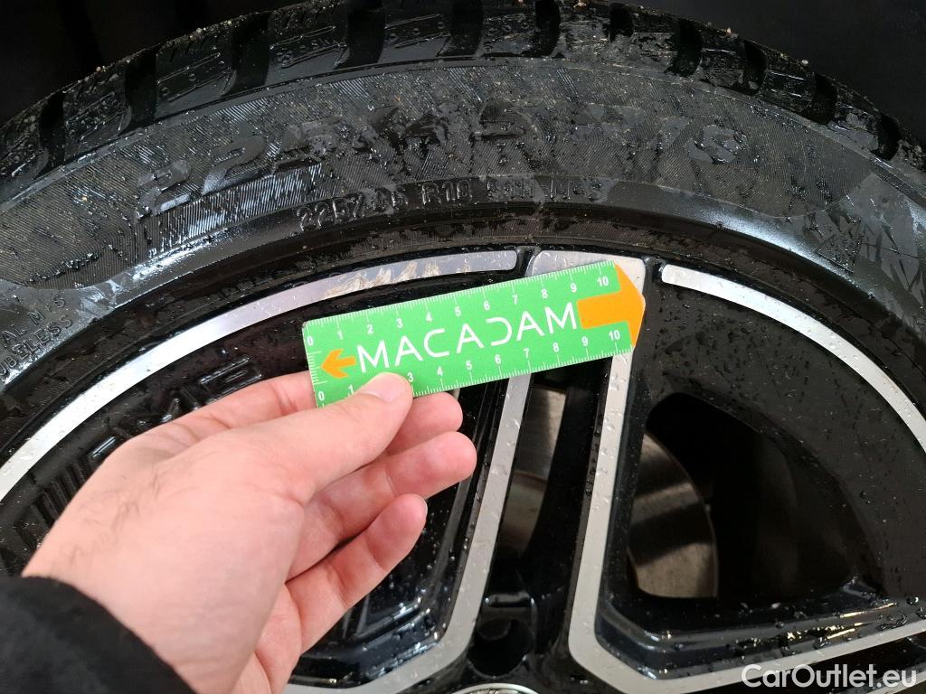  Mercedes  CLA-Klasse MERCEDES-BENZ CLA Coupe / 2019 / 4P / Coupé CLA 250 e AMG Line #13
