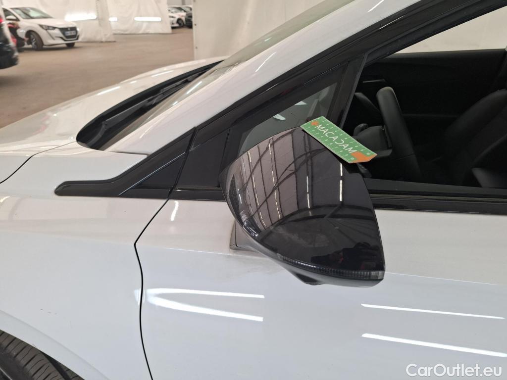  MG  4 MG MG / 2022 / 5P / Berline Luxury 6kWh 150kW #52