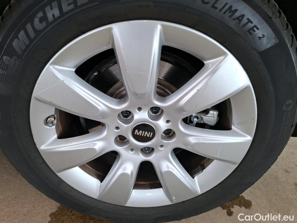  Mini  Countryman MINI  / 2020 / 5P / Crossover Cooper SE ALL4 Busi Design 125+95ch BVA6 #22