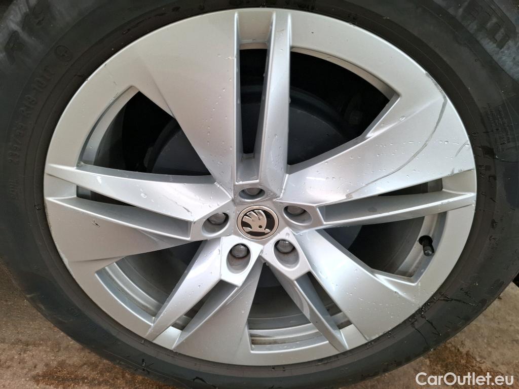  Skoda  ENYAQ  iV 60 Loft 180CV BVA #46