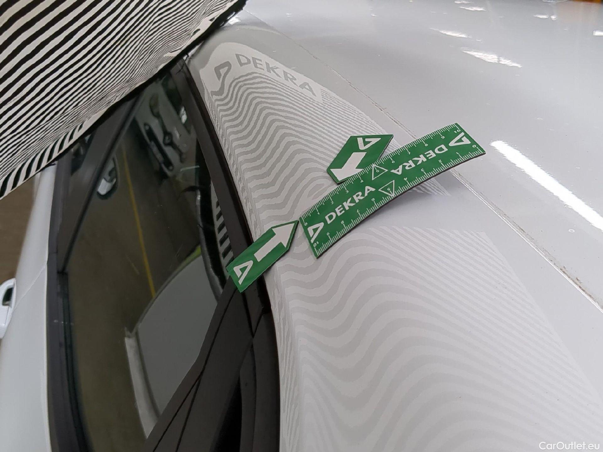  Renault  Clio  V Business 1.6 E-TECH Hybrid 140CV BVA6 E6d #26