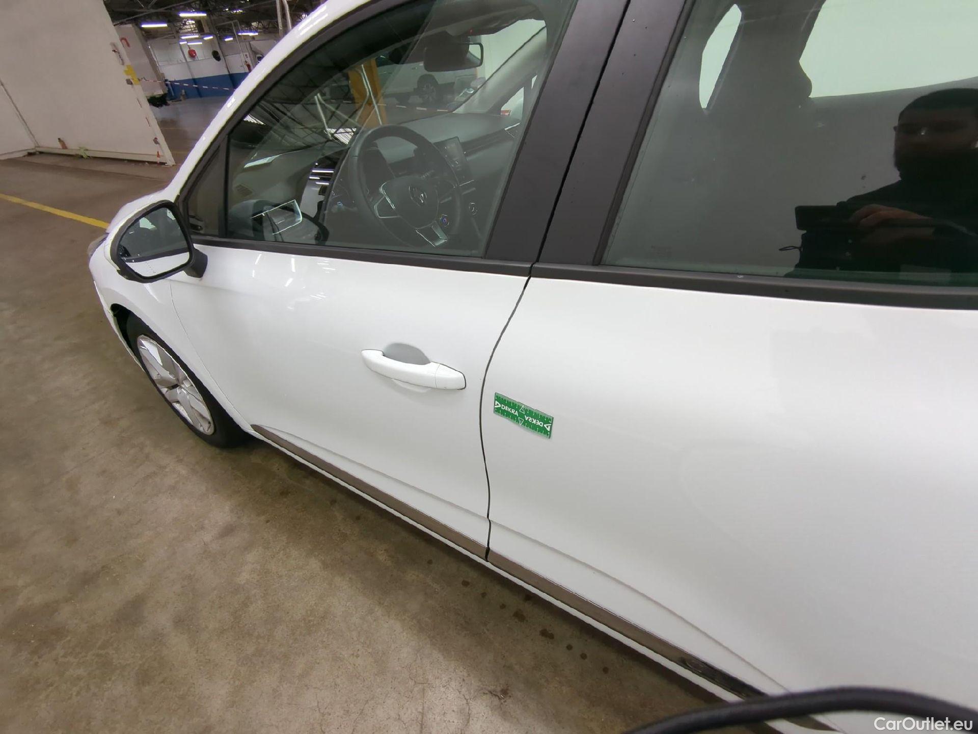  Renault  Clio  V Business 1.6 E-TECH Hybrid 140CV BVA6 E6d #23