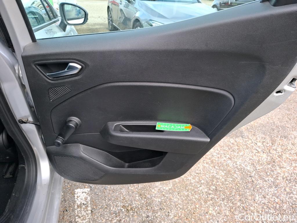  Renault  Clio  V Business 1.6 E-TECH Hybrid 140CV BVA6 E6d #14