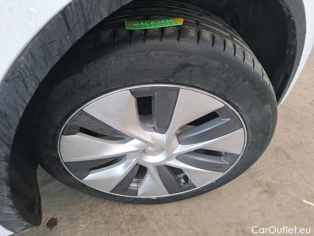  Tesla  Model Y TESLA  / 2020 / 5P / SUV Grand Autonomie Dual Motor AWD #20