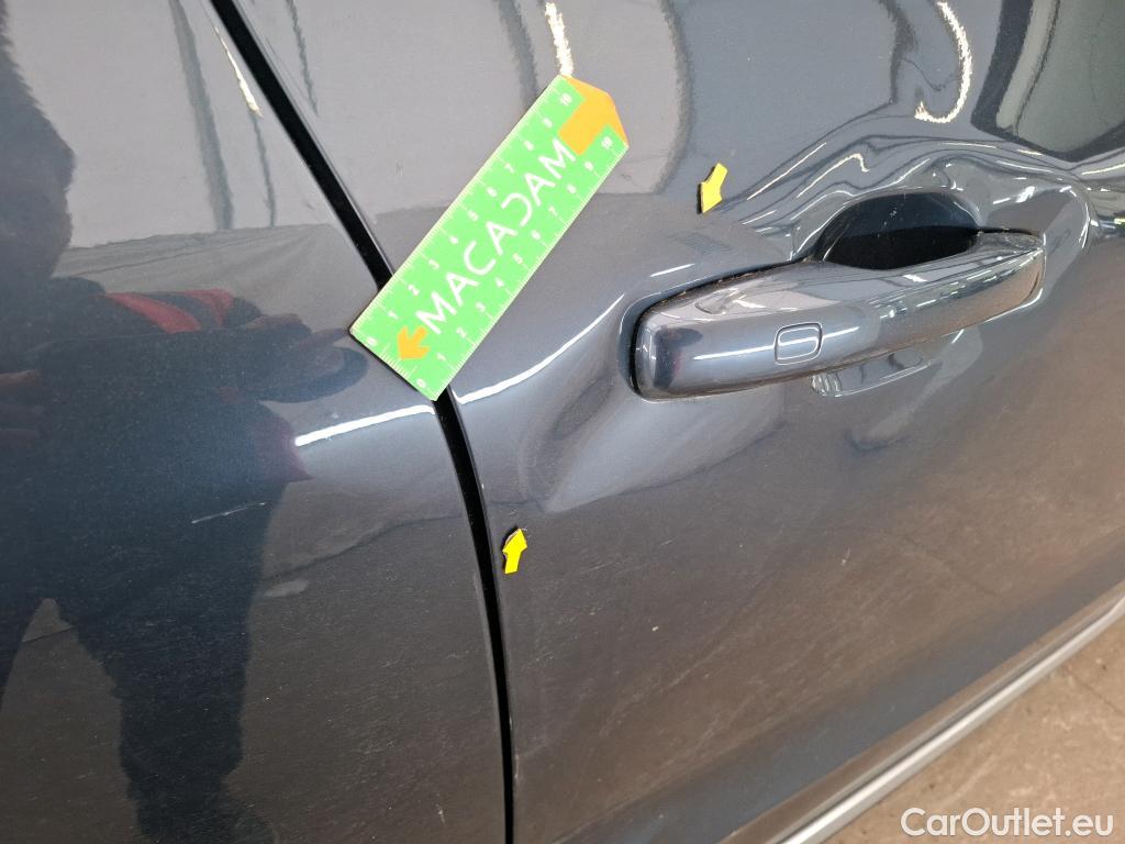  Volvo  XC60 VOLVO  / 2021 / 5P / SUV Recharge T6 350 Geartro Inscription Busi #3