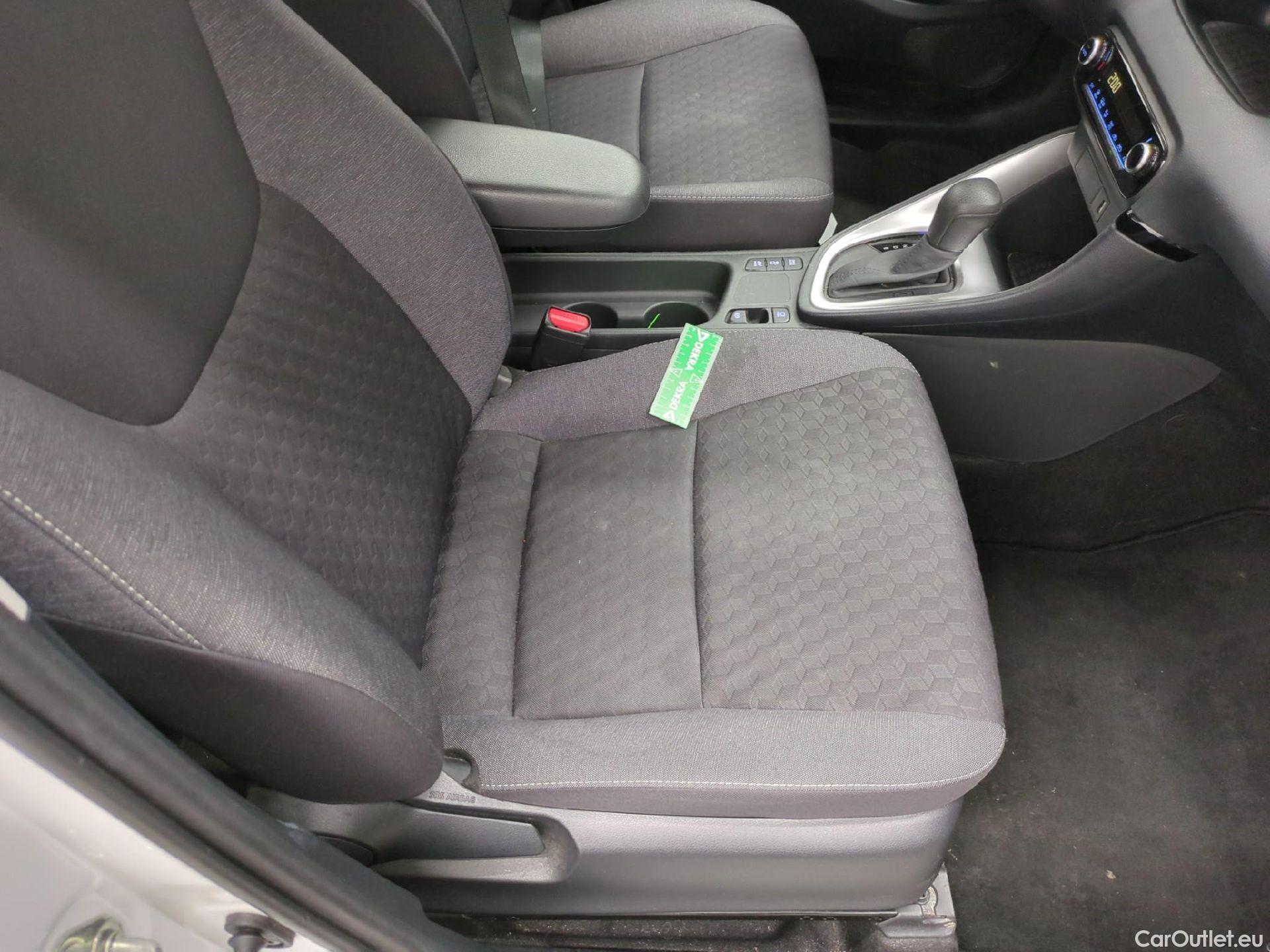  Toyota  Yaris TOYOTA  Hybride / 2019 / 5P / Berline Hybride 116h Dynamic Business Beyond Zer #2