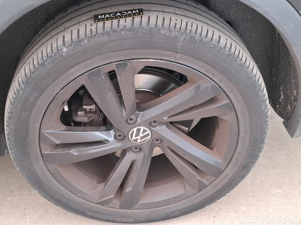  Volkswagen  Tiguan VOLKSWAGEN  / 2020 / 5P / SUV 1.4 eHybrid 245 DSG6 R-Line Exclusive #40