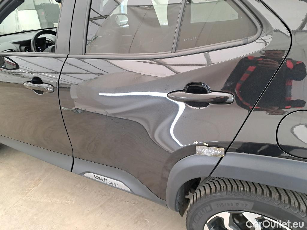  Toyota  Yaris Cross TOYOTA  Hybride / 2021 / 5P / SUV 1.5 HYBRID 116H DESIGN AWD AUTO #18