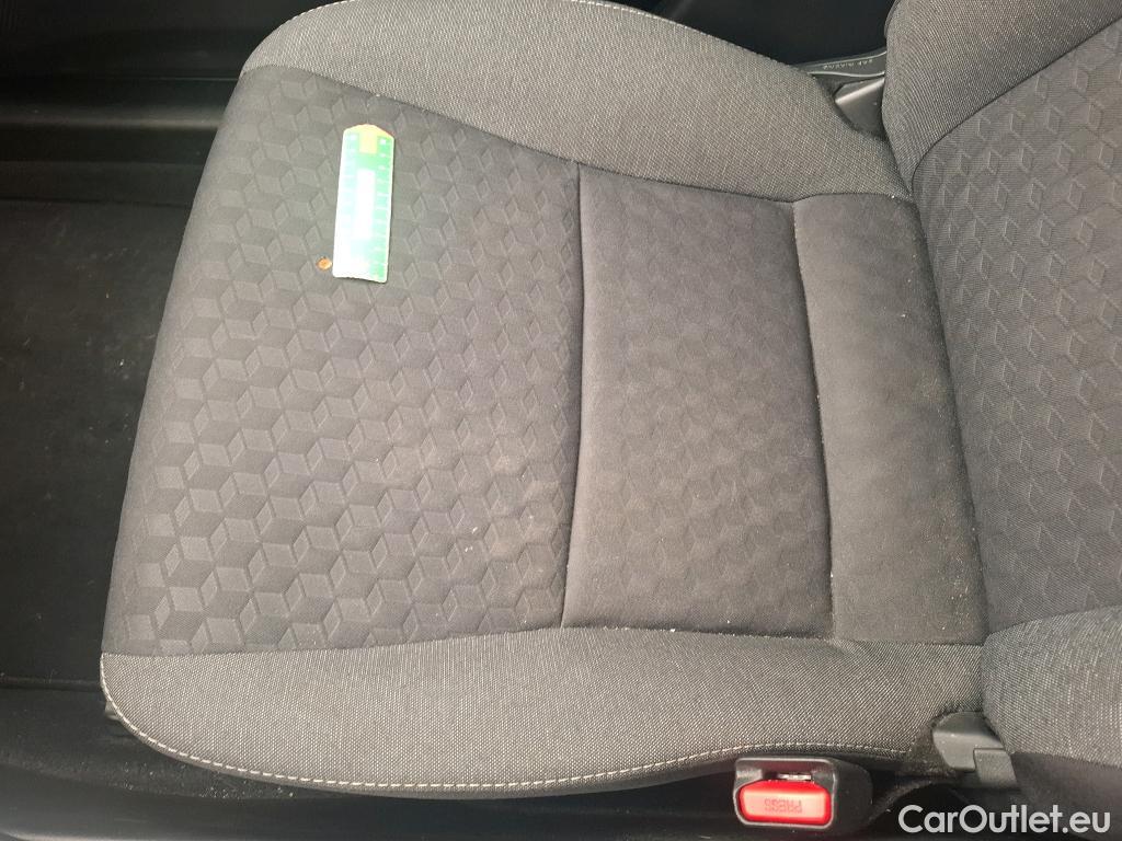  Toyota  Yaris TOYOTA  Hybride / 2019 / 5P / Berline Hybride 116h Dynamic Business Stage Acad #14