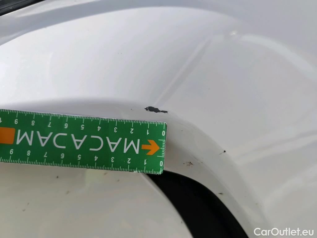  Toyota  Yaris TOYOTA  Hybride / 2019 / 5P / Berline Hybride 116h Dynamic Business Beyond Zer #13