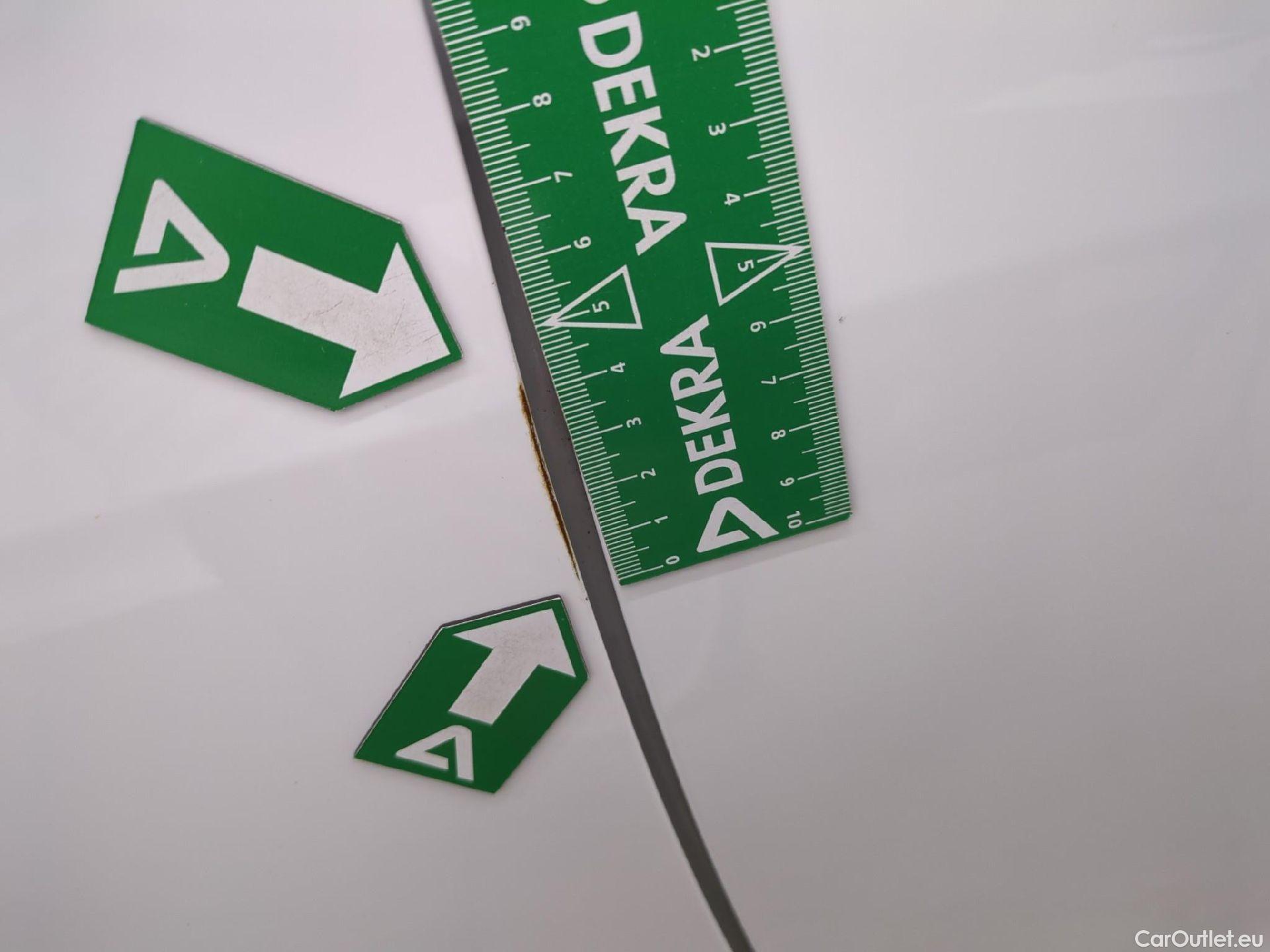  Toyota  Yaris TOYOTA  Hybride / 2019 / 5P / Berline Hybride 116h Dynamic Business Beyond Zer #21