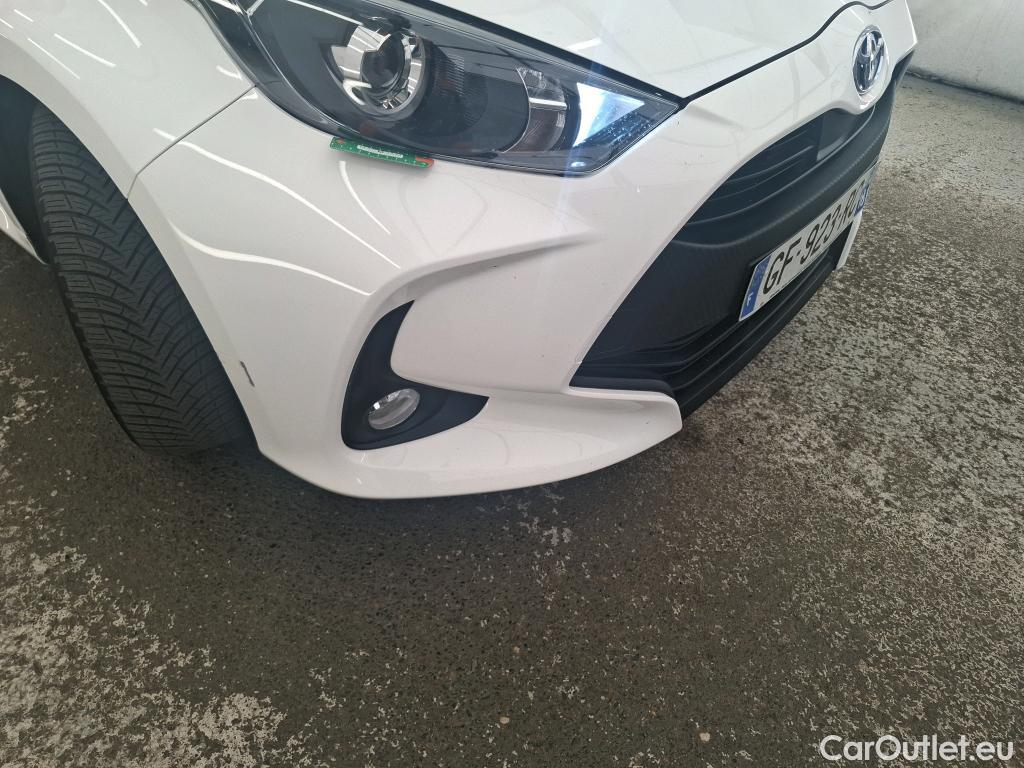 Toyota  Yaris TOYOTA  Hybride / 2019 / 5P / Berline Hybride 116h Dynamic Business Stage Acad #18