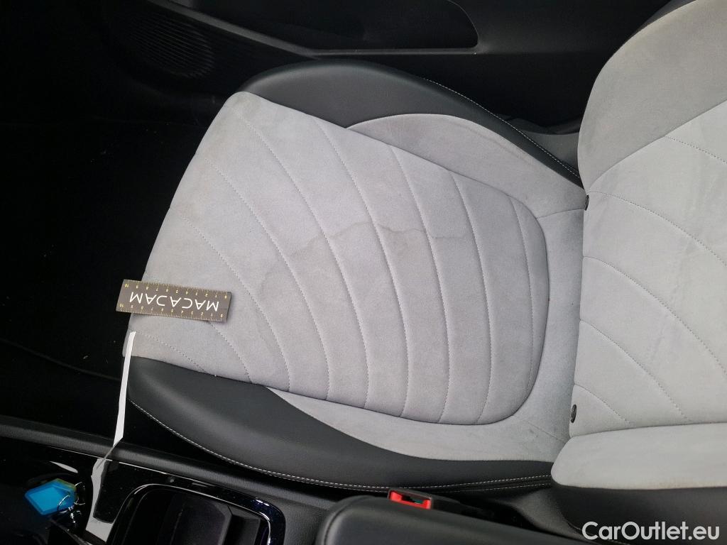  Volkswagen  ID.3 VOLKSWAGEN  / 2020 / 5P / Berline 58 kWh 204ch Pro Performance Active(SL) #27