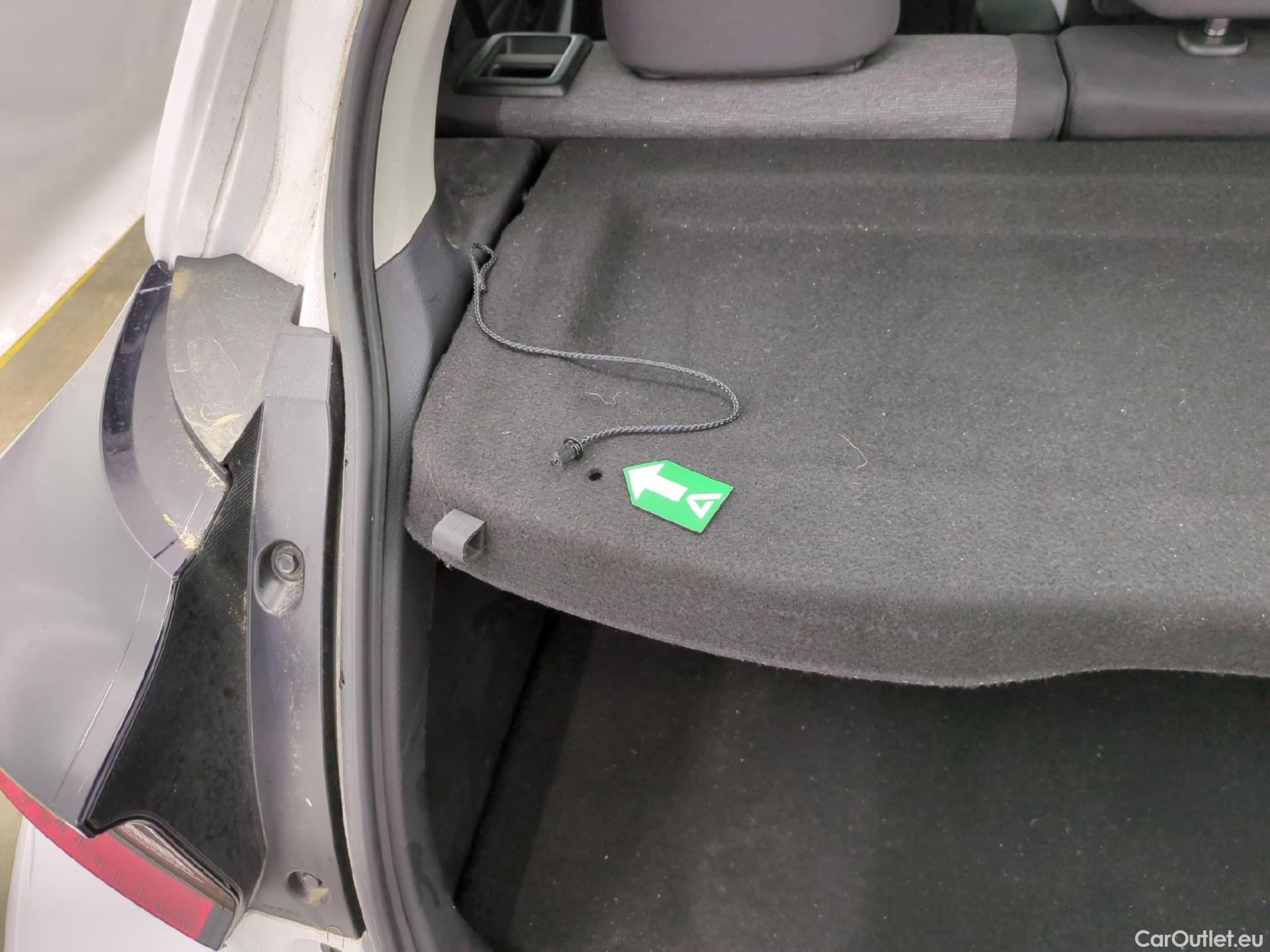  Toyota  Yaris TOYOTA  Hybride / 2019 / 5P / Berline Hybride 116h Dynamic Business Beyond Zer #6
