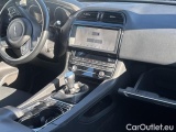  Jaguar  F-PACE 2.0D 163 PURE #11