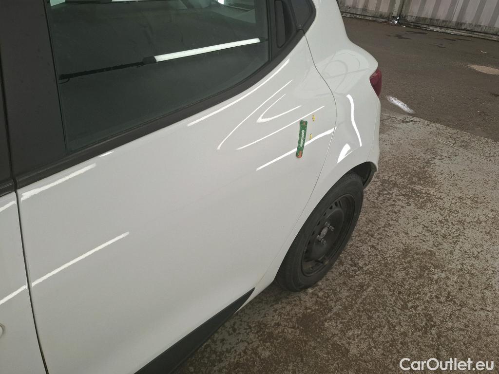  Renault  Clio  IV Air MediaNav 1.5 dCi 75CV BVM5 E6 #11
