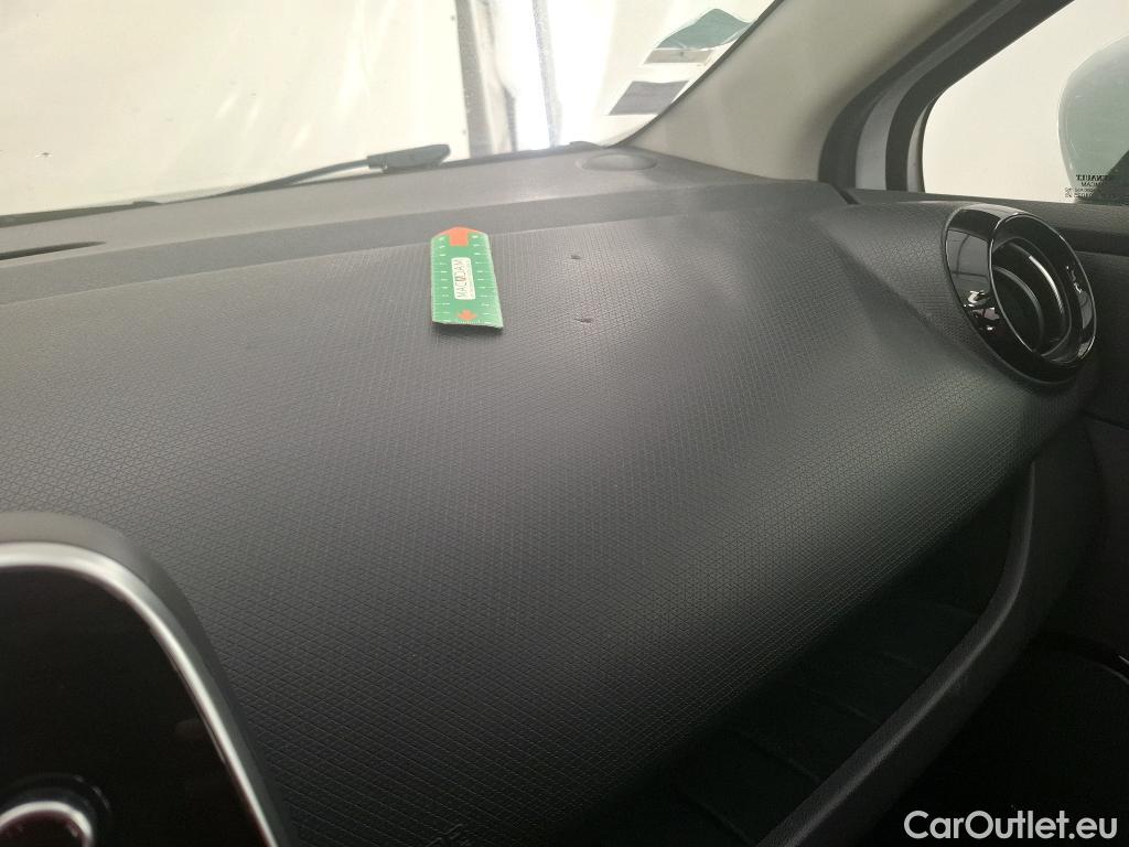  Renault  Clio  IV Air MediaNav 1.5 dCi 75CV BVM5 E6 #4