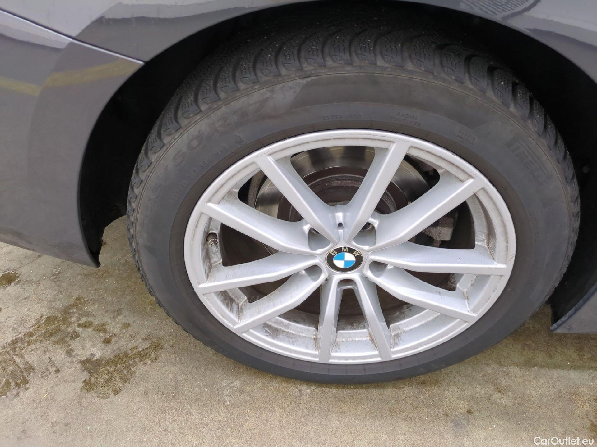  Bmw  Serie 3 BMW Série 3 Berline / 2022 / 4P / Berline 320d 190ch Business Design BVA8 #8