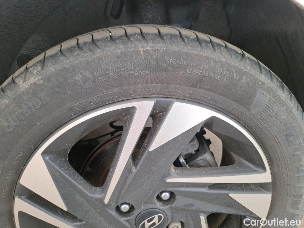  Hyundai  i20 HYUNDAI  / 2020 / 5P / Berline 1.0 T-GDI 100 HYBRID 48V Business DCT-7 TVU #38