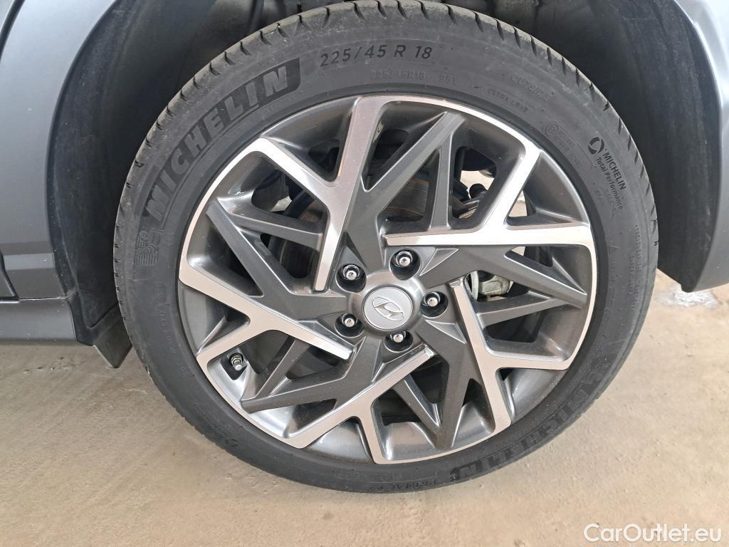  Hyundai  Konna HYUNDAI Kona / 2020 / 5P / SUV 1.6 HYBRID 141 EXECUTIVE HEV #28